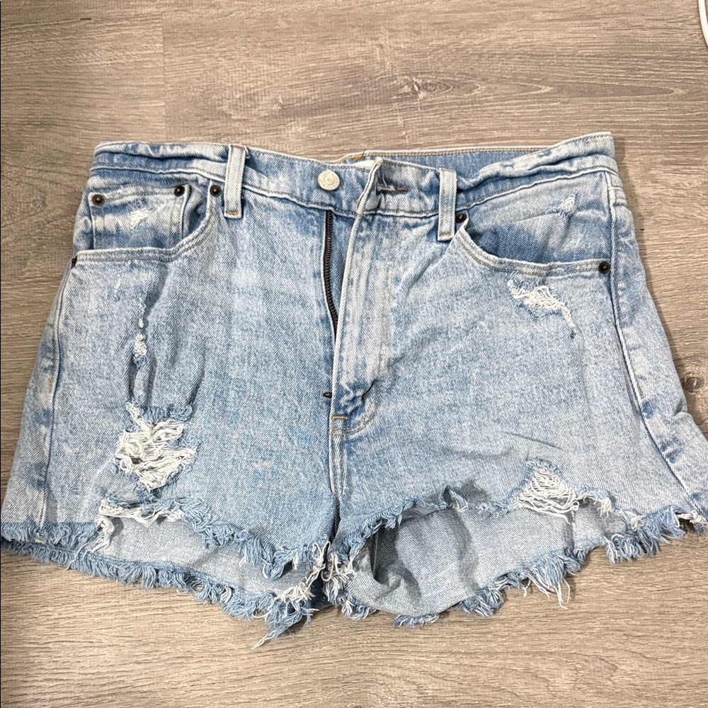 Abercrombie & Fitch Light Wash High Rise Mom Shorts